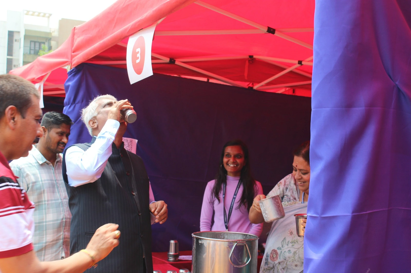 Food stall moment three